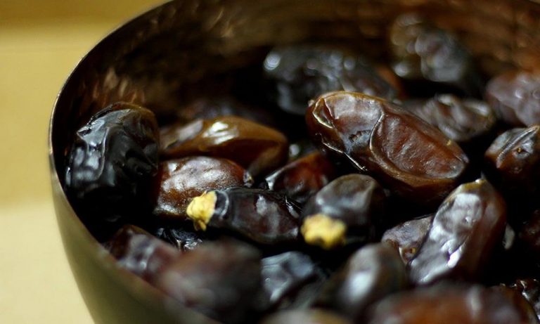 Buying Dates Online